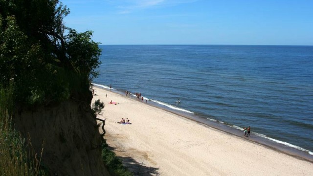 Nadmorski klif w Trzęsaczu