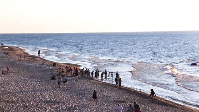 Łukęcin, zachód słońca na plaży