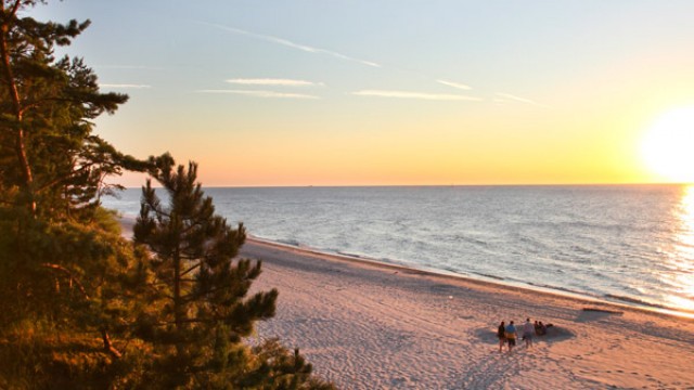 Łukęcin, zachód słońca na plaży