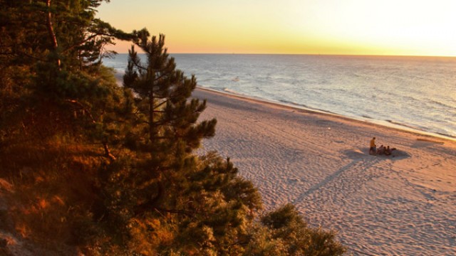 Łukęcin, zachód słońca na plaży