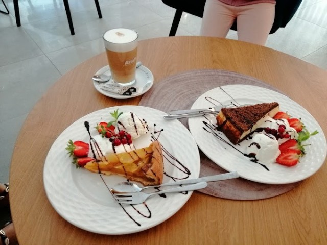 Piramida Kawiarnia Mrzeżyno