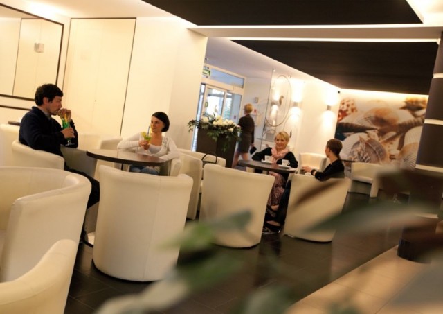 Kawiarnia w Centrum Wypoczynku i Rehabilitacji Jantar