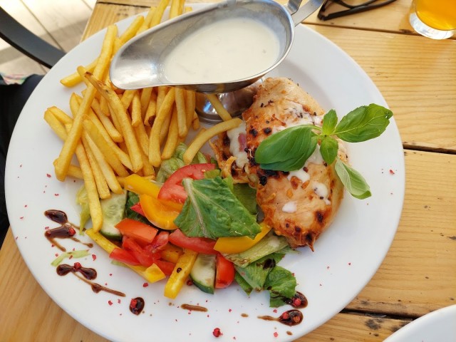 Restaurant & PIZZA 54