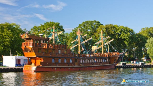 Przystań pasażerska - Port Dziwnów