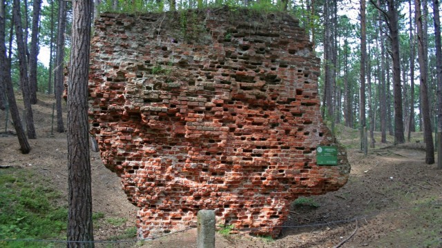 Ruiny kościoła św. Mikołaja