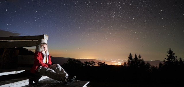 Nocą też można podróżować – czym jest noctourism i gdzie warto spróbować go w Polsce?