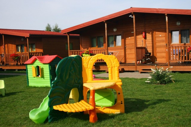 Domki Letniskowe OAZA DĄBEK