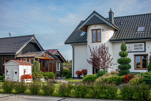 ZIELONY ZAKĄTEK - Domki, pokoje i apartamenty