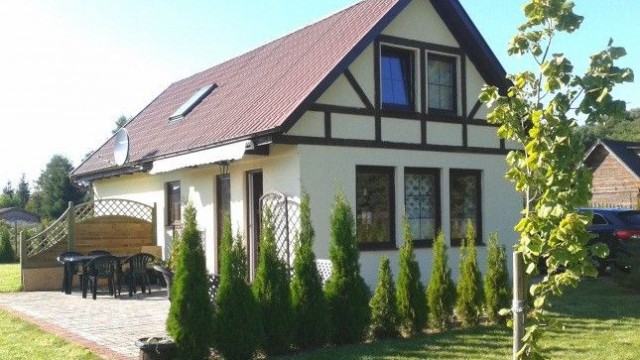 Dom w Tujach