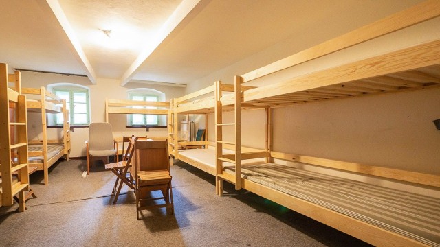 Dom Wycieczkowy OSiR w Dolinie Szczęścia