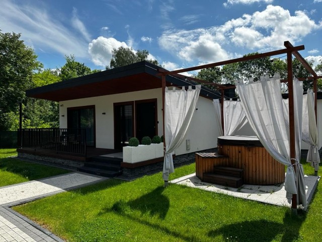 WRZOS Resort & Wellness - DOMKI CAŁOROCZNE