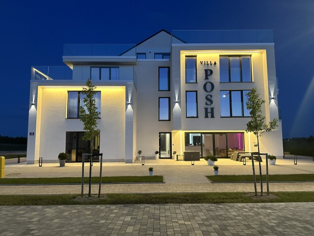 Villa Posh All Suites Hotel